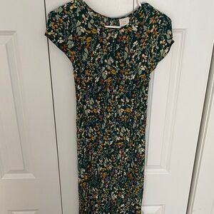 Green Floral Midi Dress with Puff Sleeves